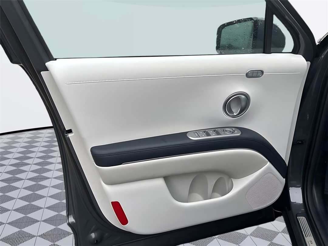 2026 Hyundai Palisade Calligraphy - Image 27