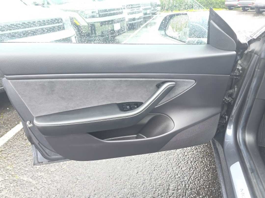 2019 Tesla Model 3 Long Range - Image 8