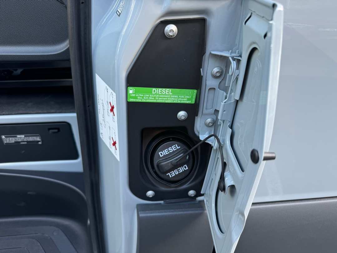 2025 Mercedes-Benz Sprinter 2500 Cargo 144 WB - Image 17