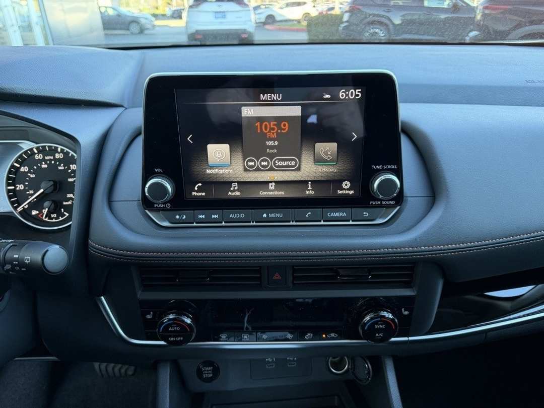 2026 Nissan Rogue Rock Creek - Image 19