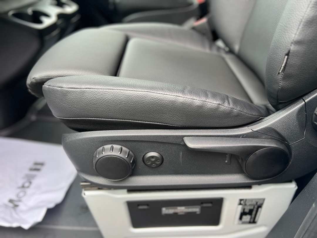 2024 Mercedes-Benz Sprinter 2500 Cargo 144 WB - Image 26