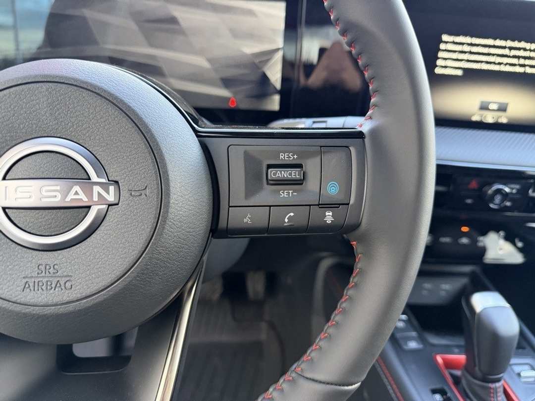 2026 Nissan Kicks SR - Image 17