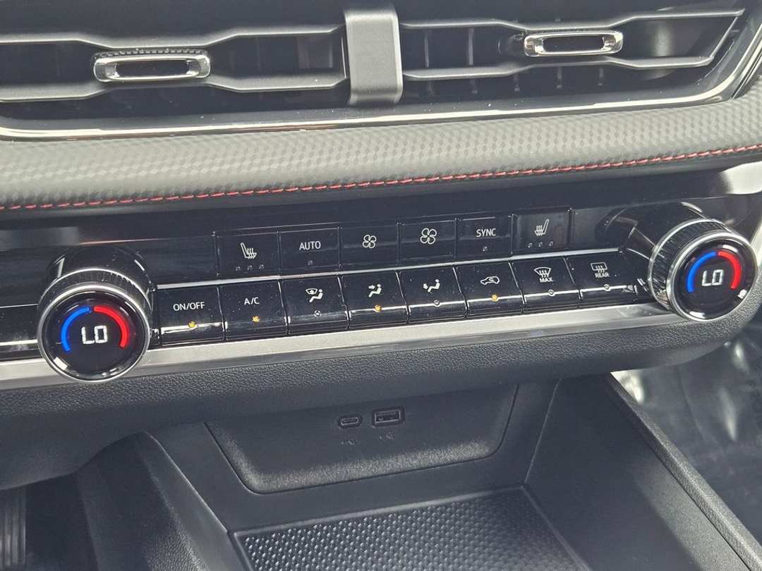 2026 Chevrolet Equinox RS - Image 23