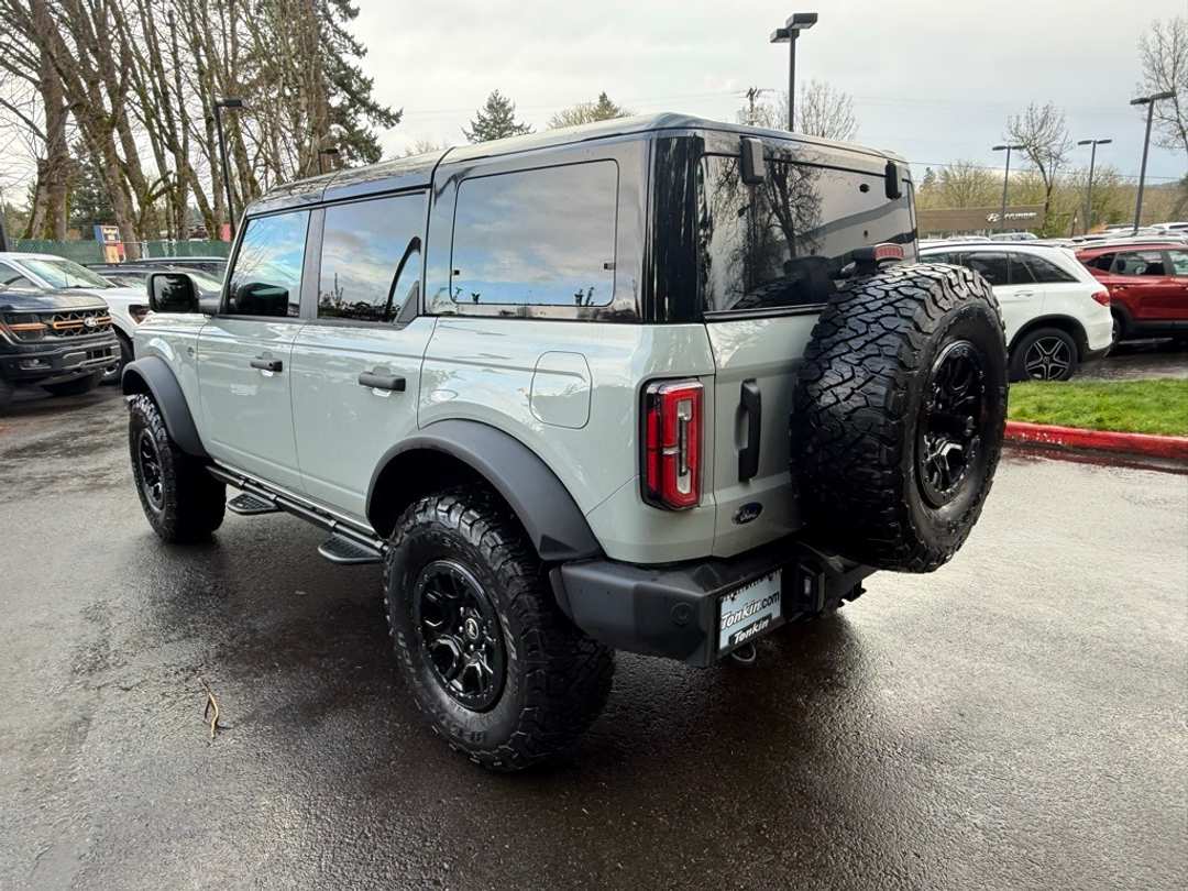 2024 Ford Bronco Wildtrak - Image 9