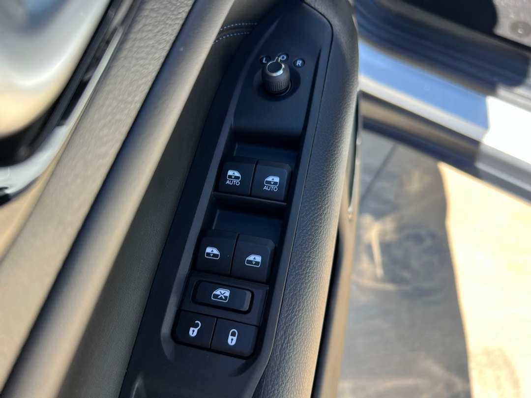 2026 Jeep Compass Limited - Image 11