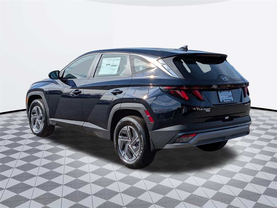 2026 Hyundai Tucson Blue - Image 4