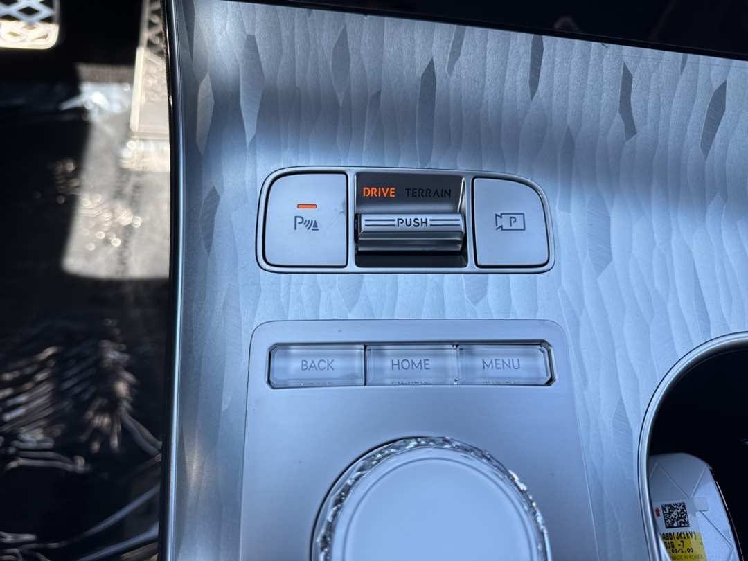 2026 Genesis Electrified Gv70 - Image 29