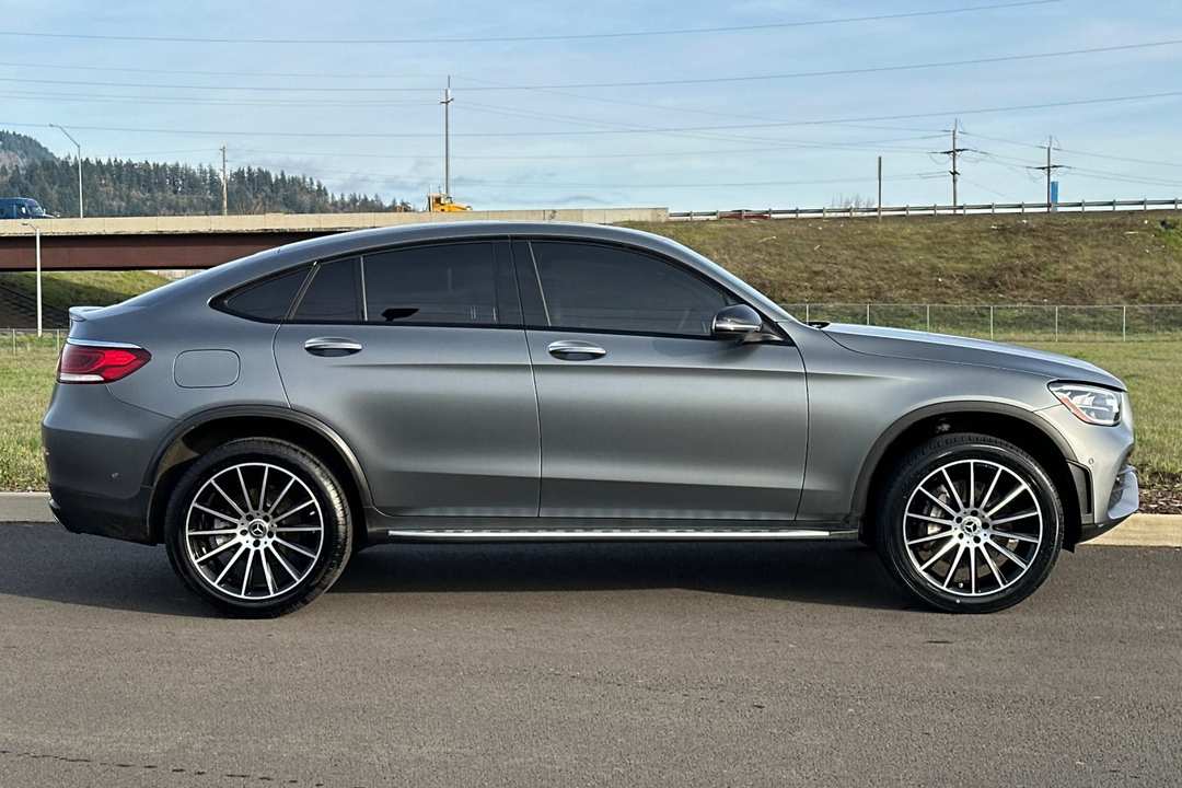 2023 Mercedes-Benz GLC GLC 300 - Image 2