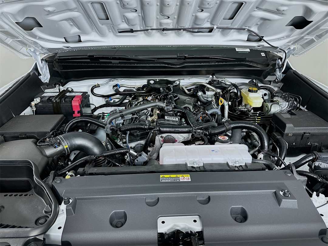 2025 Toyota Tacoma SR5 - Image 29