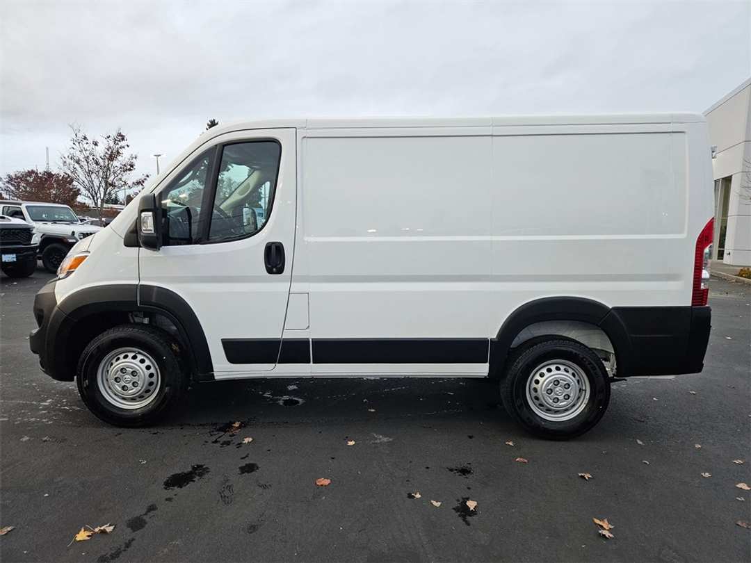 2026 Ram Promaster 1500 Low Roof - Image 3