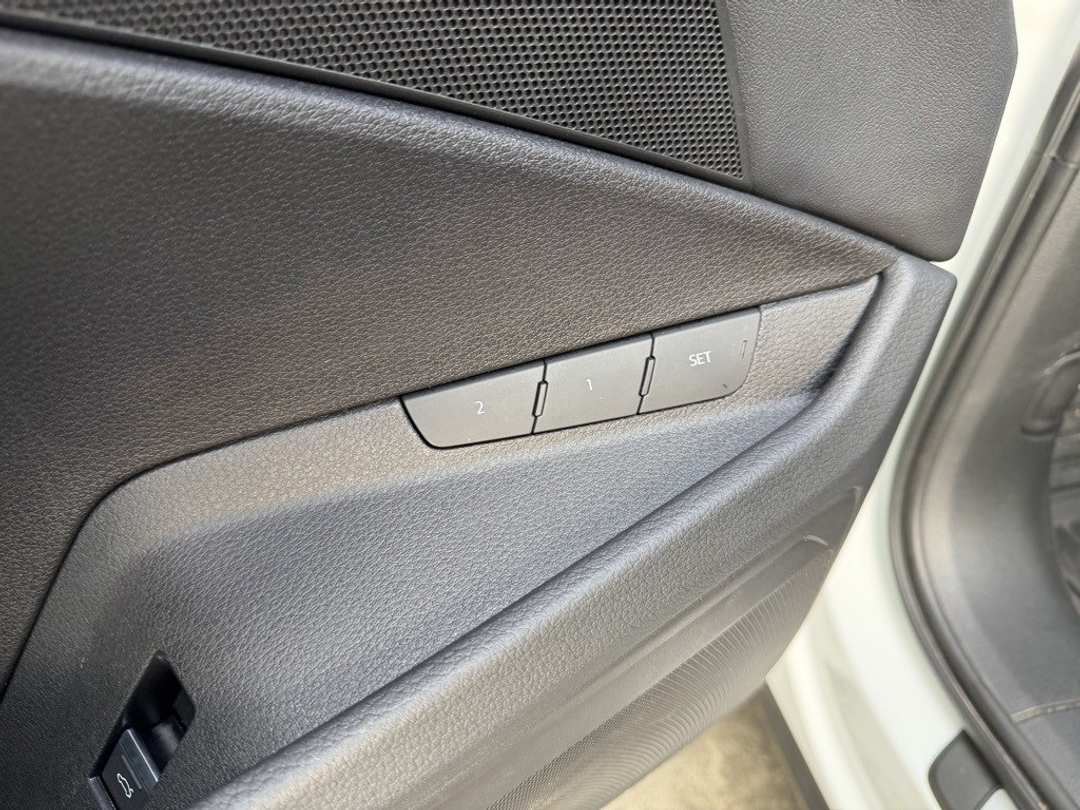 2022 Audi E-Tron sportback S line Premium - Image 14