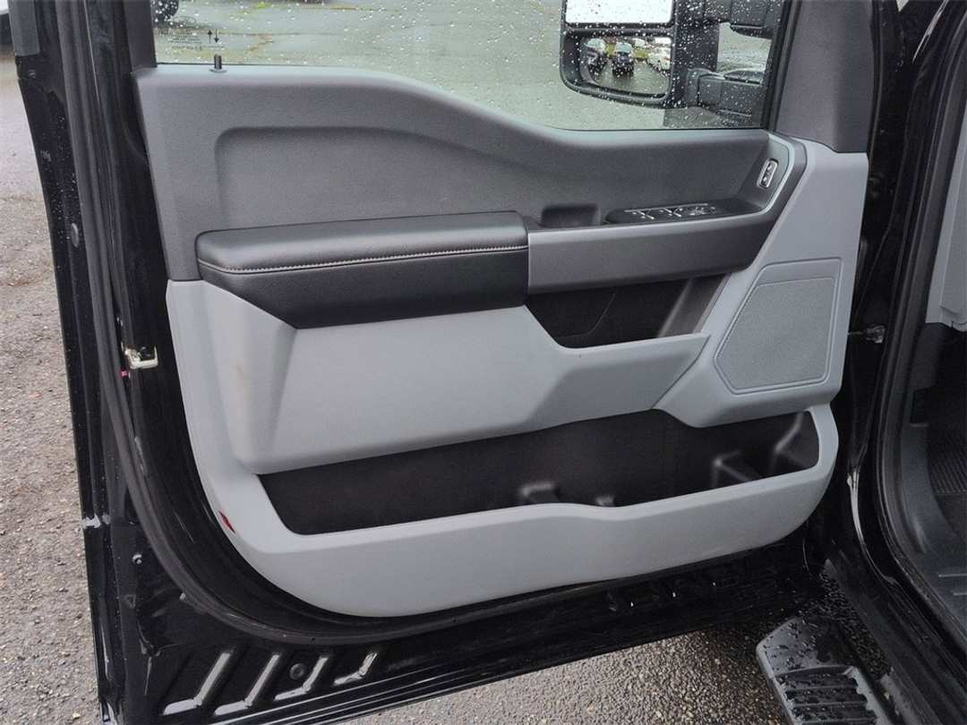 2025 Ford F-250Sd XLT - Image 9