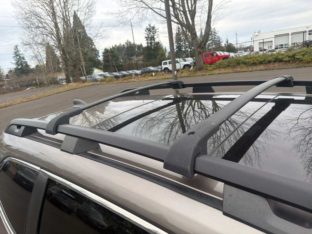 2022 Subaru Ascent Limited - Image 11