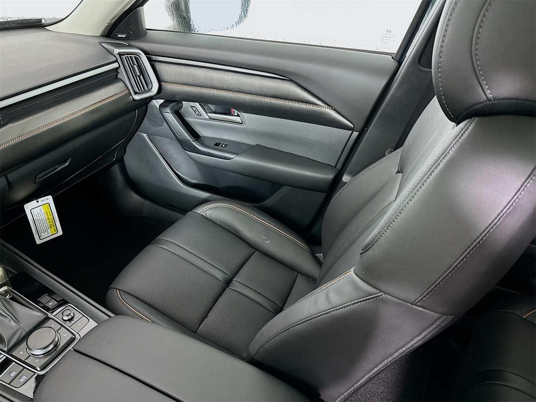 2026 MAZDA Cx-50 Premium - Image 25