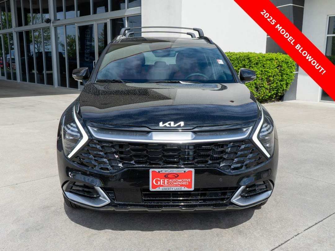 2025 Kia Sportage SXPrestige - Image 2