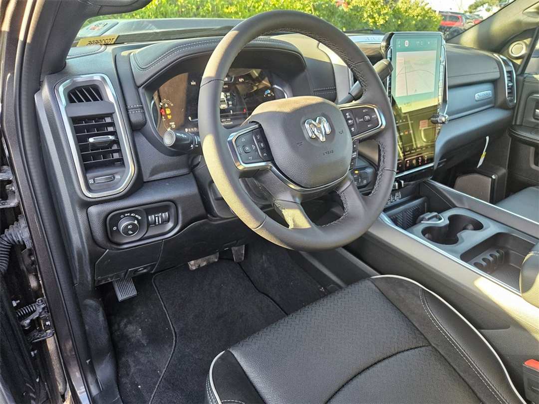 2026 Ram 2500 Laramie - Image 13