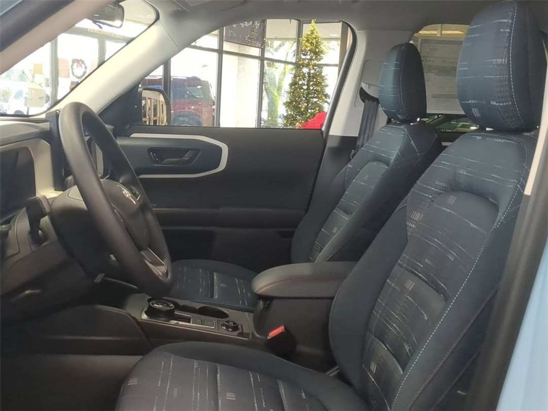 2025 Ford Bronco Sport Heritage - Image 12