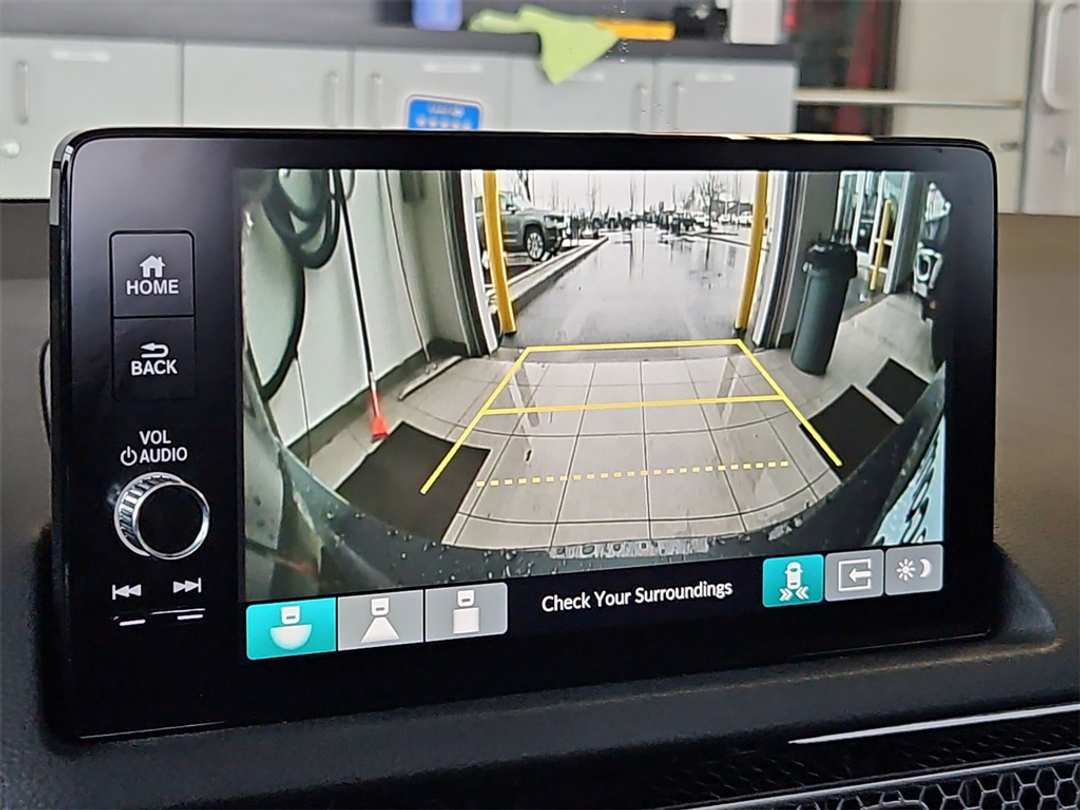 2024 Honda Civic Touring - Image 19