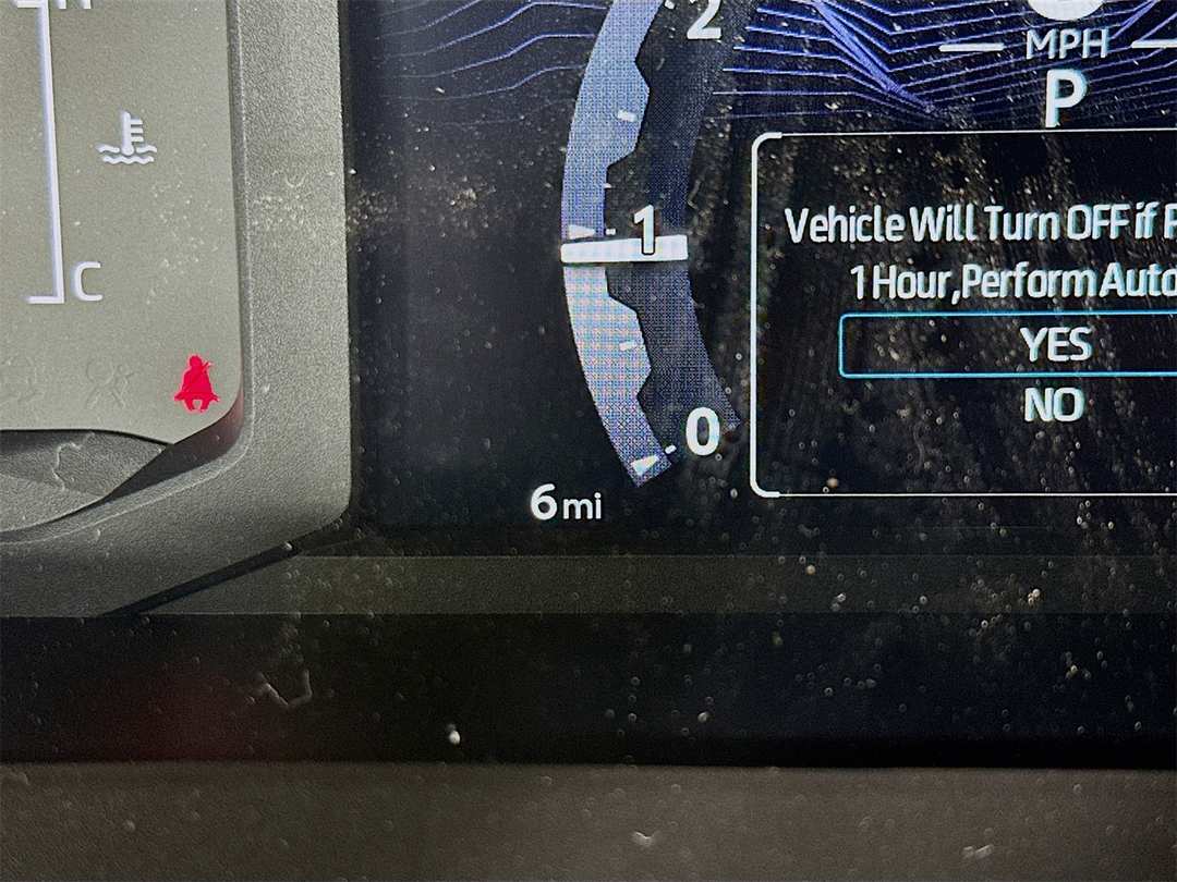 2025 Toyota Tacoma SR5 - Image 12