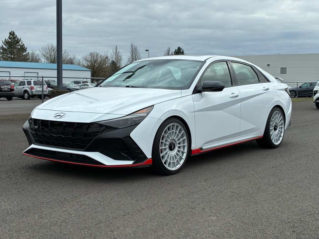 2023 Hyundai Elantra N Base - Image 3