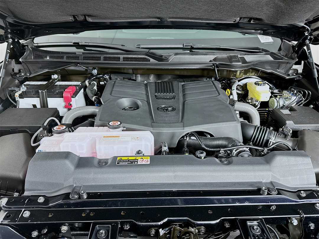 2026 Toyota Tundra Limited - Image 30