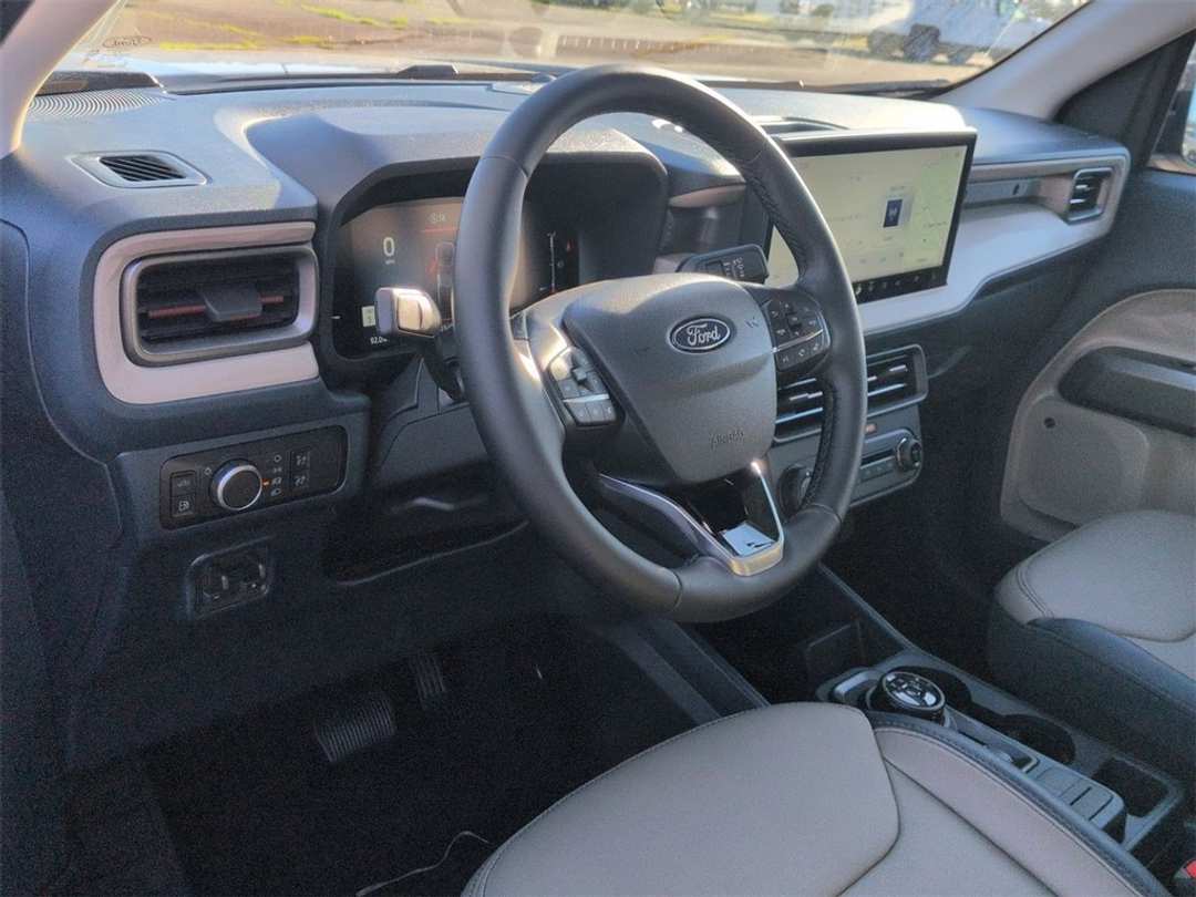 2026 Ford Maverick Lariat - Image 12