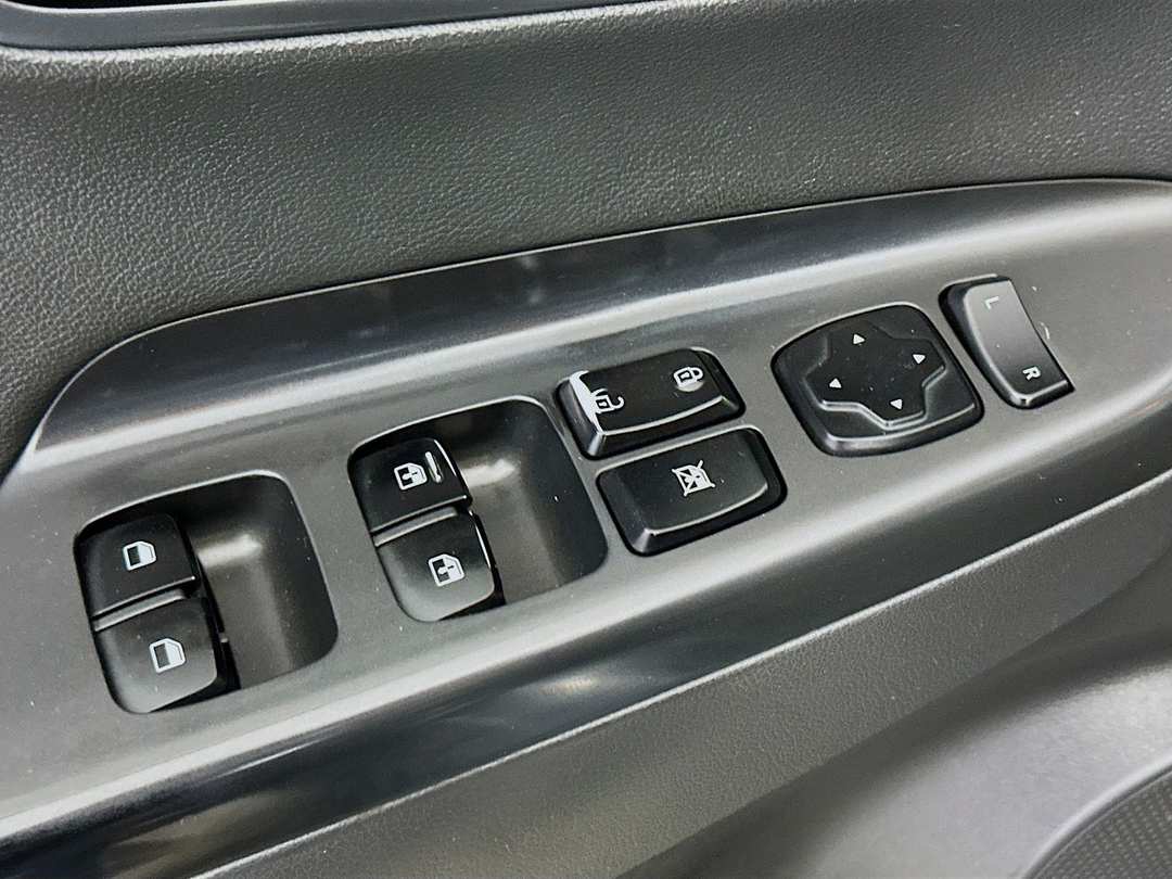 2021 Hyundai Kona Limited - Image 18