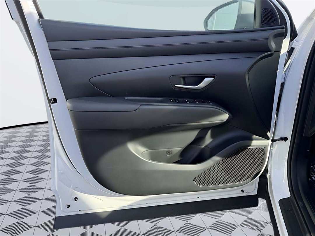2026 Hyundai Tucson SEL - Image 11