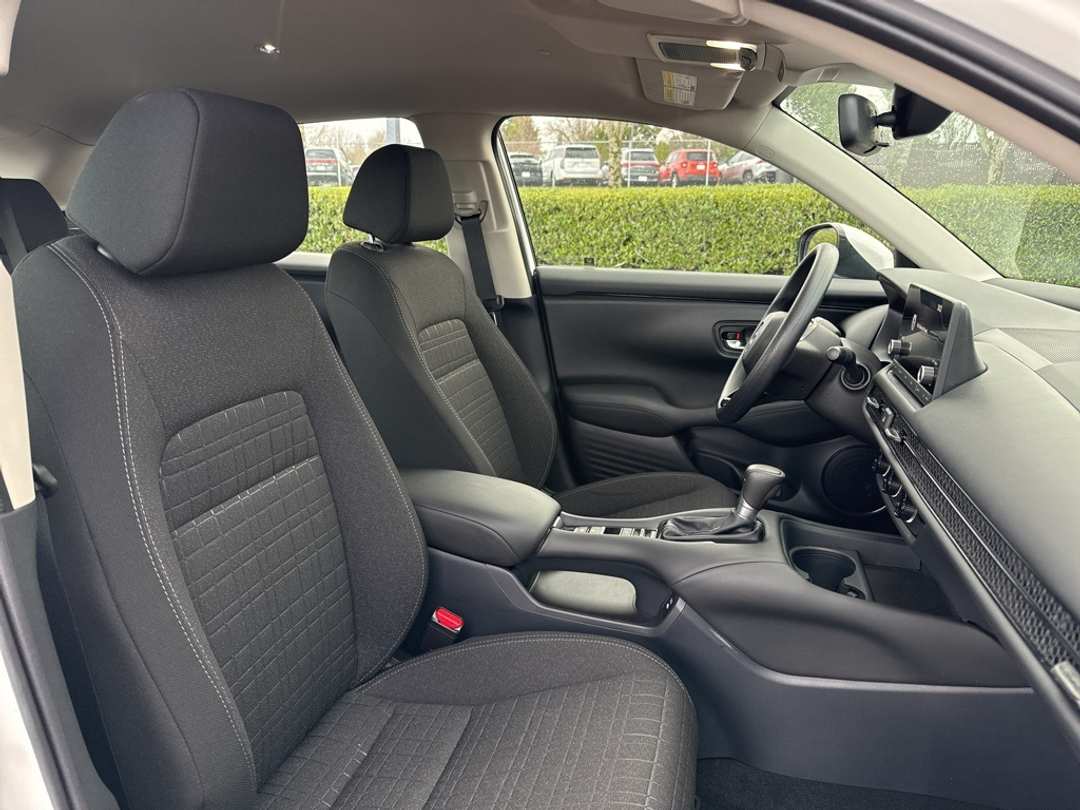 2025 Honda HR-V LX - Image 23