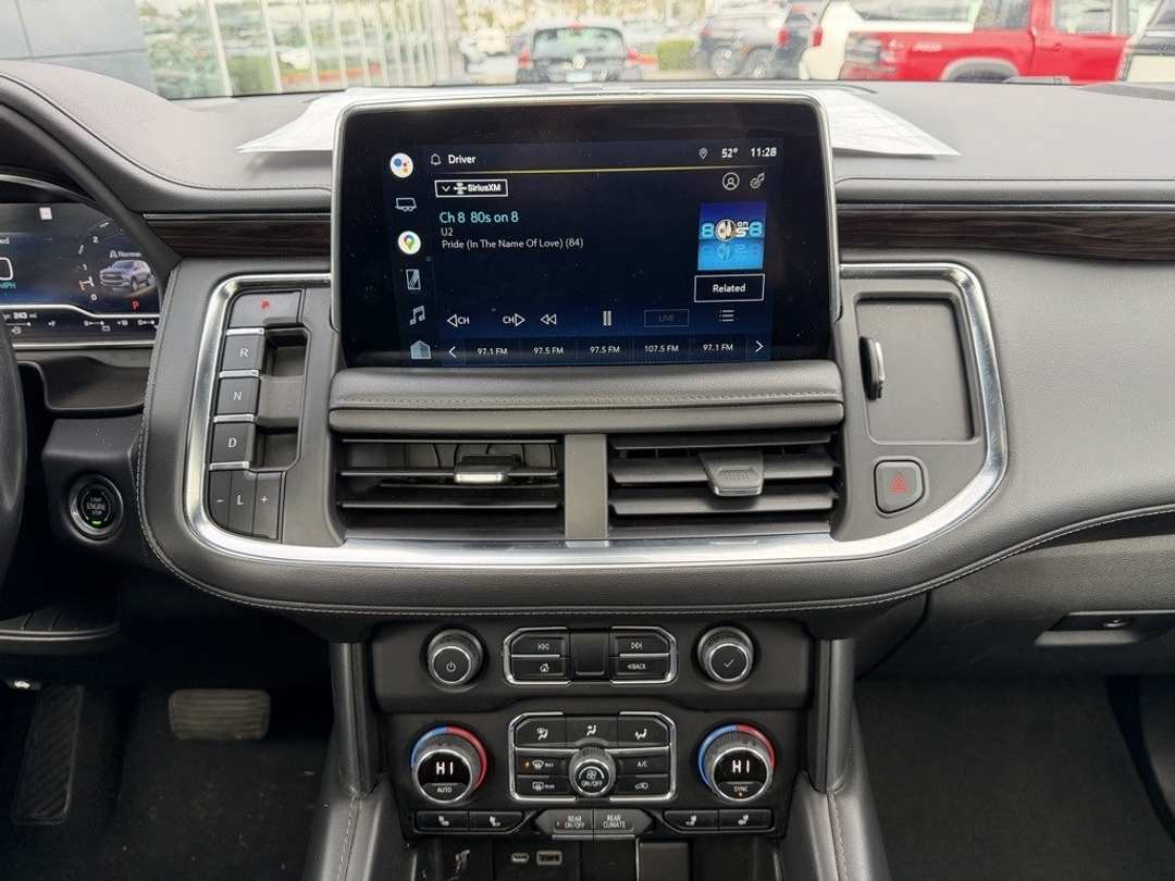 2022 Chevrolet Suburban LT - Image 22