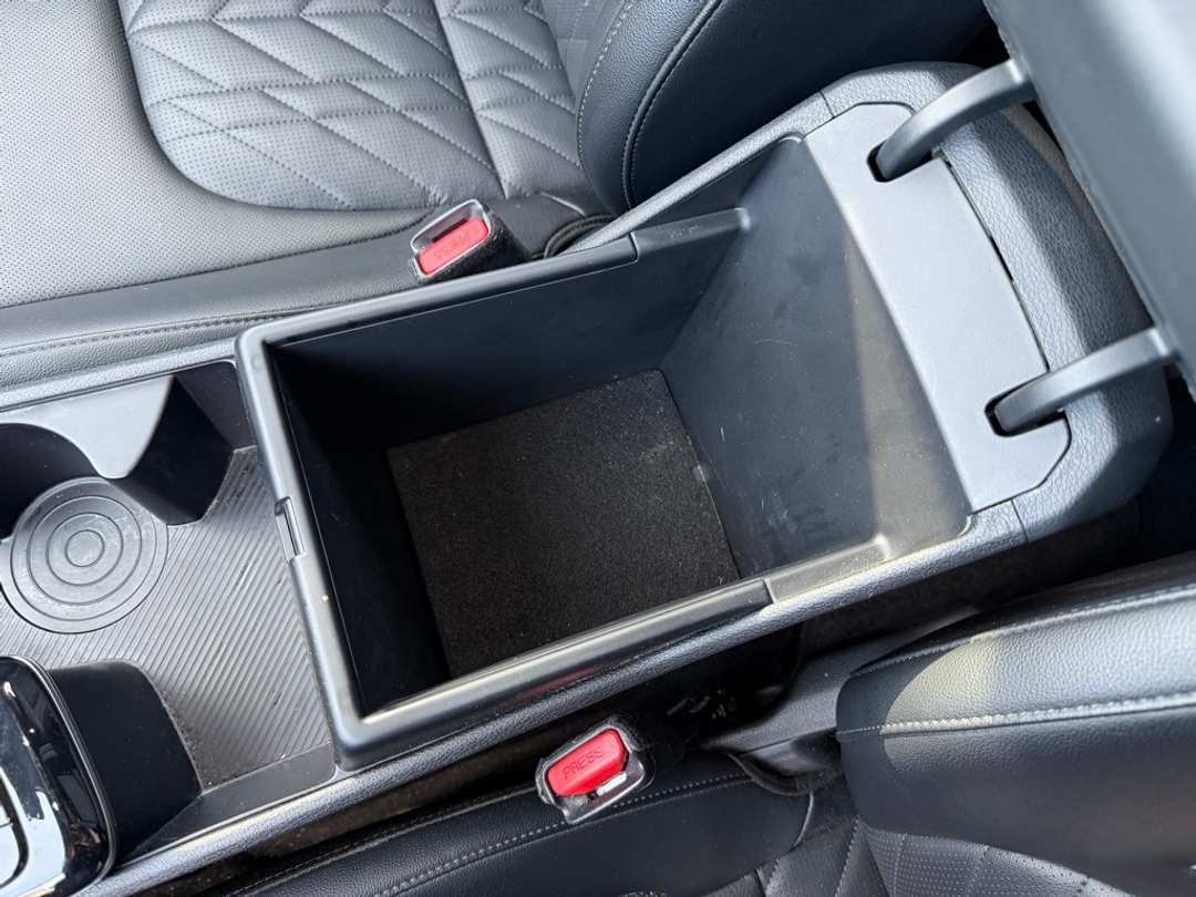 2024 Kia Sportage XLine - Image 28