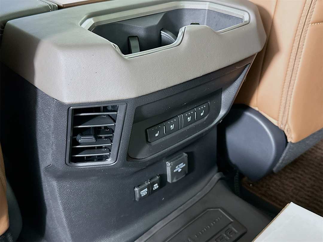 2026 Toyota Tundra 1794 Edition - Image 26