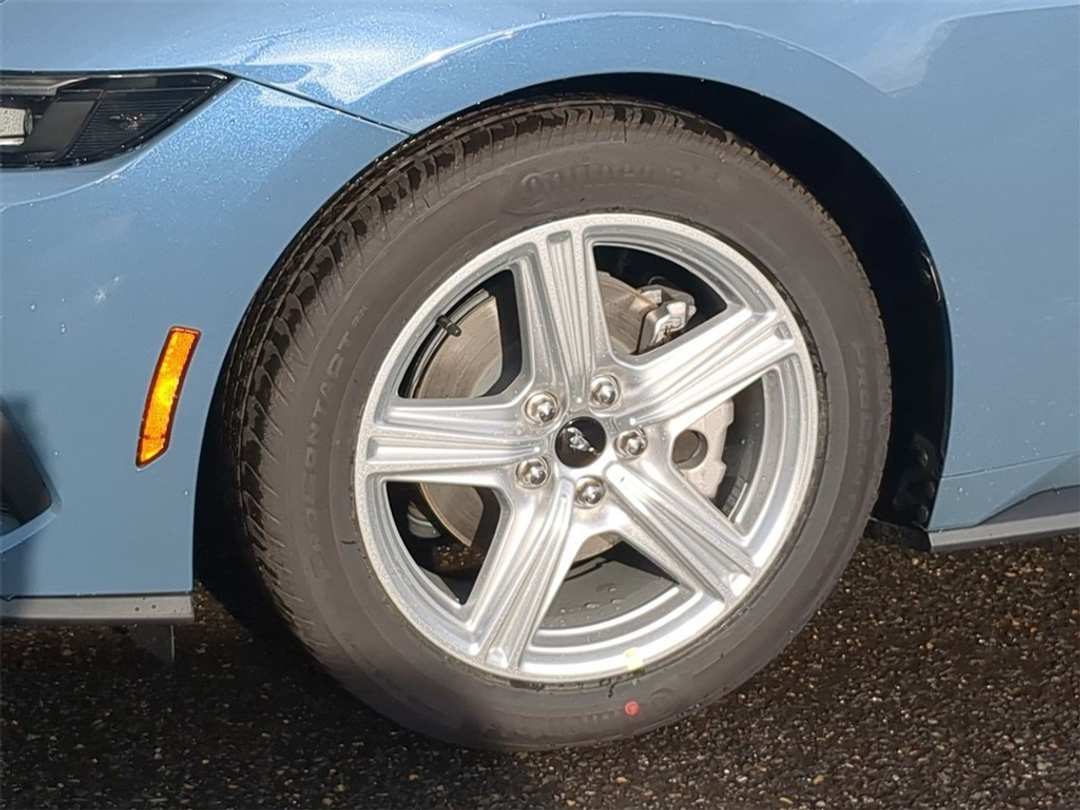 2026 Ford Mustang EcoBoost - Image 31