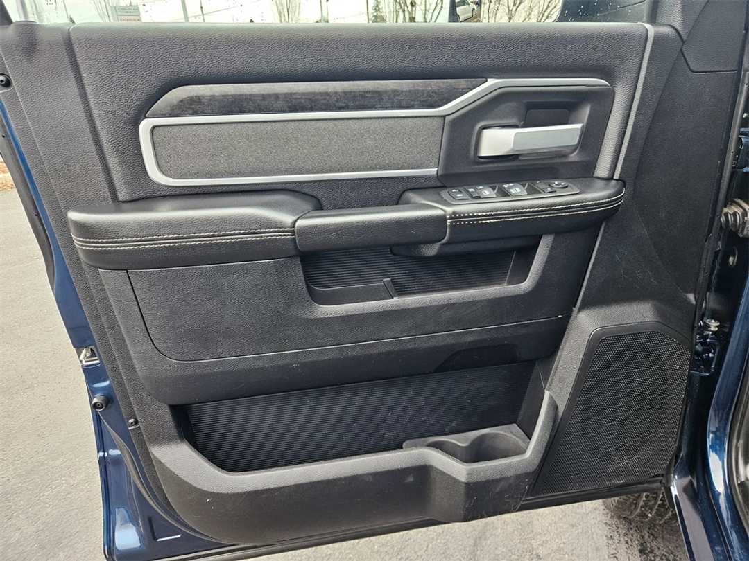 2022 Ram 3500 Big Horn - Image 10