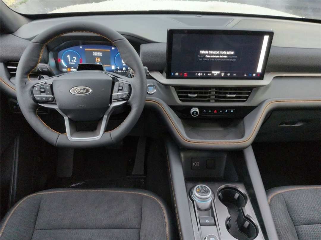2026 Ford Explorer Tremor - Image 23