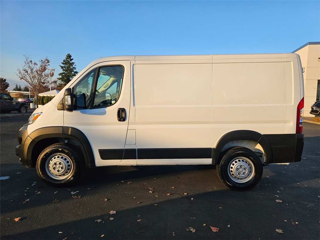 2026 Ram Promaster 1500 Low Roof - Image 3