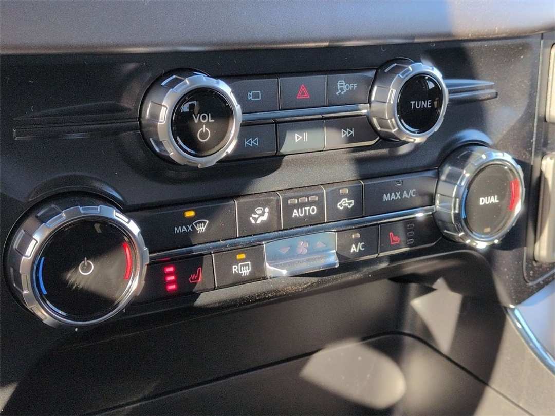 2026 Ford F-150 XLT - Image 21