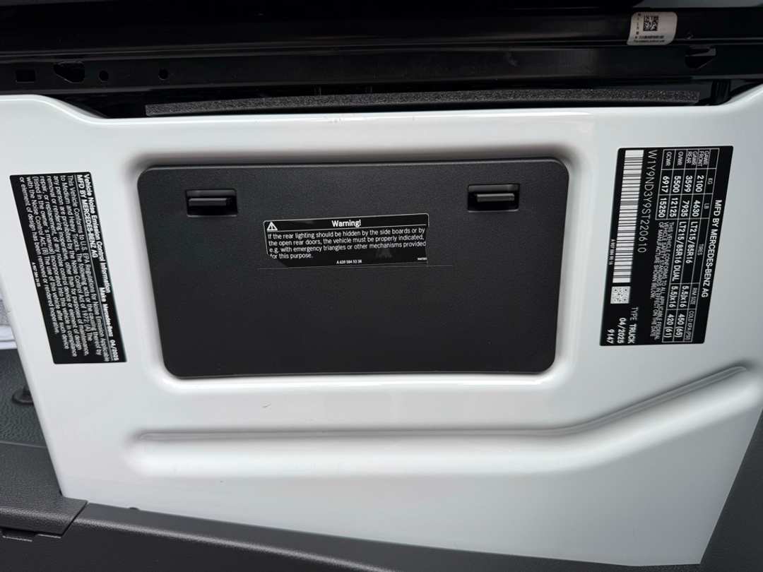 2025 Mercedes-Benz Sprinter 4500 Extended Cargo 170 in. WB - Image 24