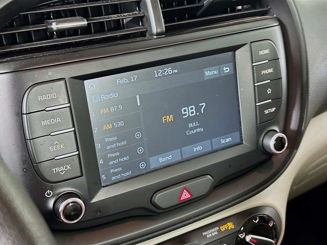 2020 Kia Soul LX - Image 15