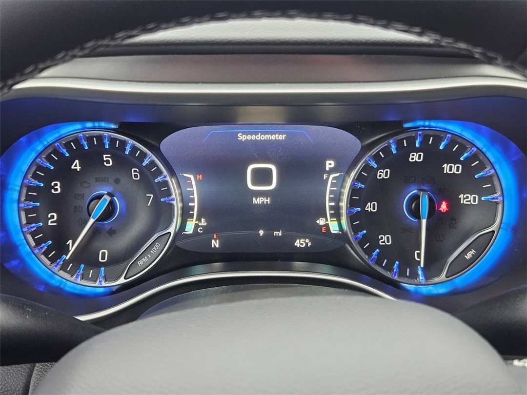 2026 Chrysler Voyager LX - Image 16