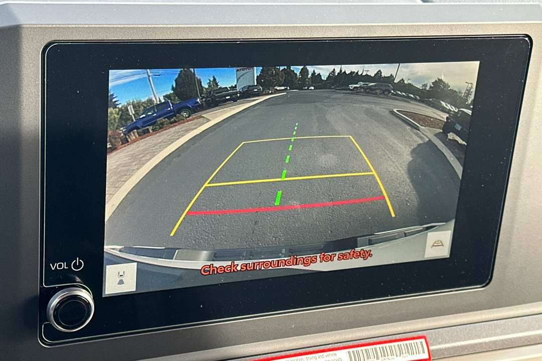 2025 Toyota Tacoma TRD OffRoad - Image 18