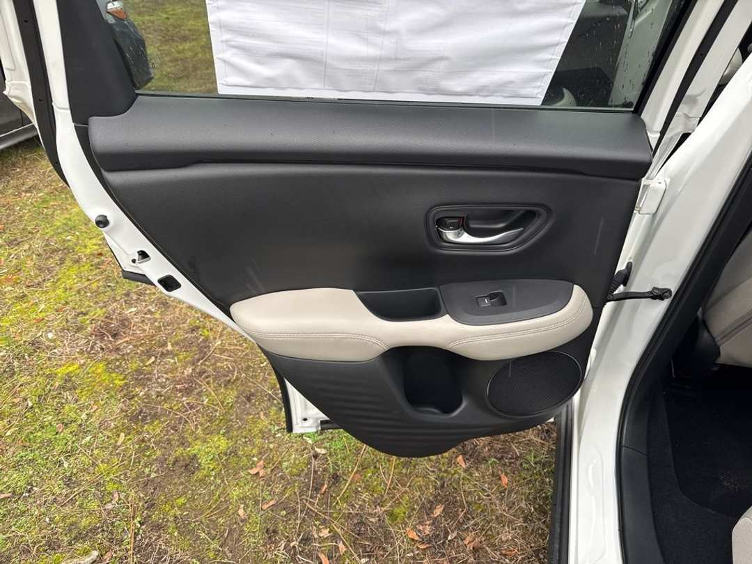 2026 Honda HR-V LX - Image 12