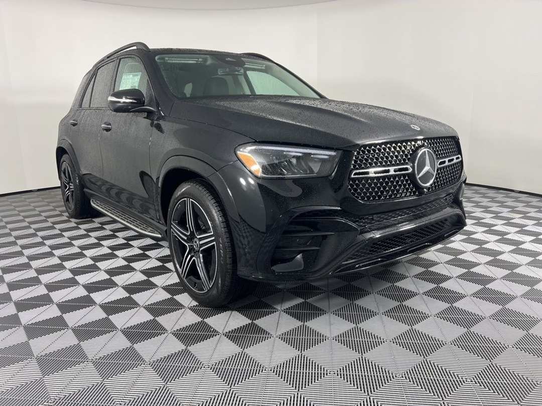 2026 Mercedes-Benz GLE 450 - Image 2