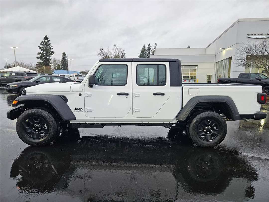 2026 Jeep Gladiator Sport - Image 3