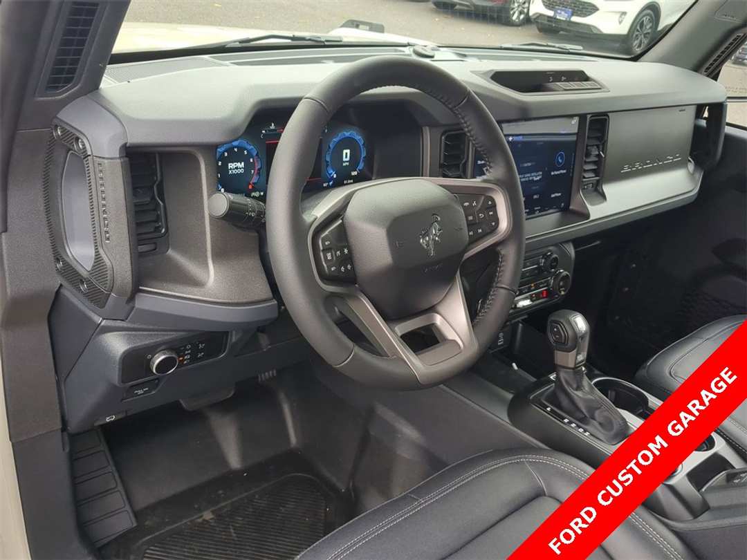 2025 Ford Bronco Big Bend - Image 11