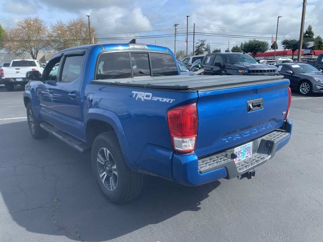 2016 Toyota Tacoma TRD Sport - Image 2