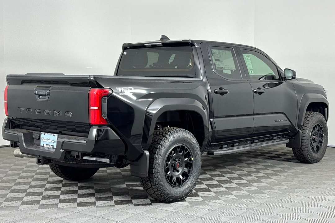 2025 Toyota Tacoma TRD Sport - Image 4