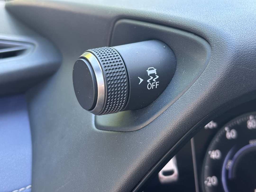 2021 Lexus Ux 250h - Image 16