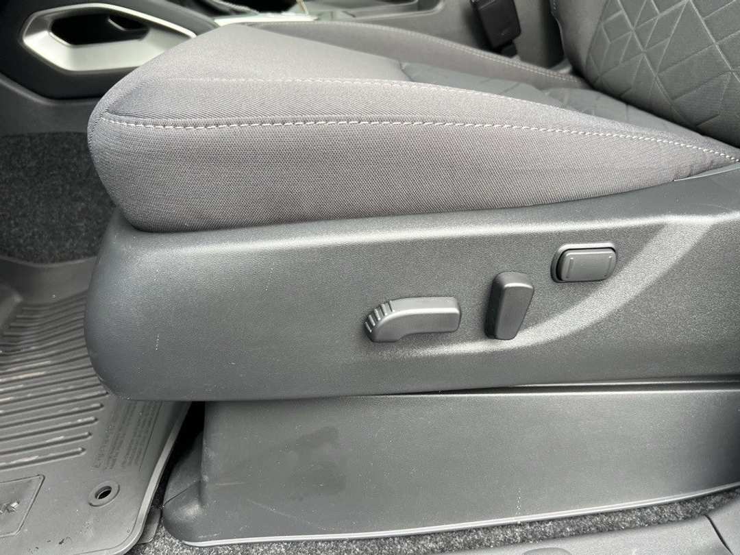 2026 Nissan Frontier SV - Image 12