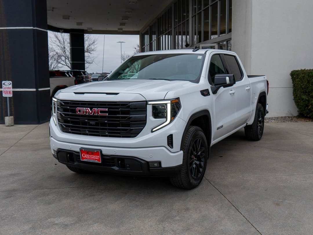 2026 GMC Sierra 1500 Elevation - Image 3